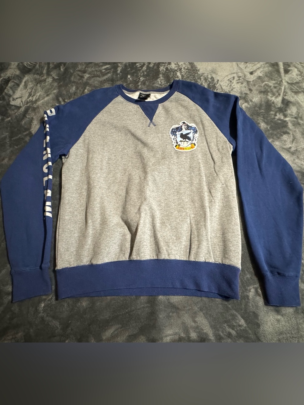 Classic Crewneck Sweatshirt in Grey and Blue with Embroidered Crest
